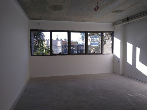 Imagem 6 de 11 de Excelente Sala Desocupada Em Prédio Comercial Na Zona Sul - Sa0492