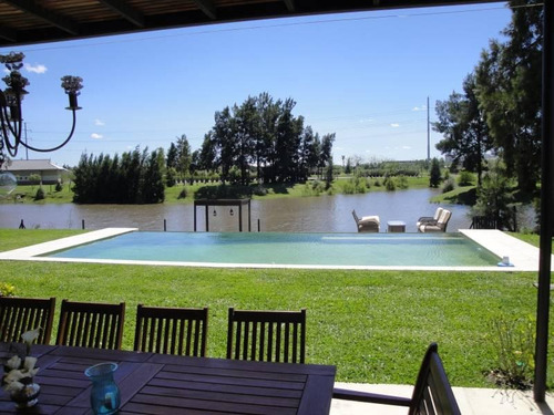 Imagen 10 de 19 de Excelente Casa A La Laguna