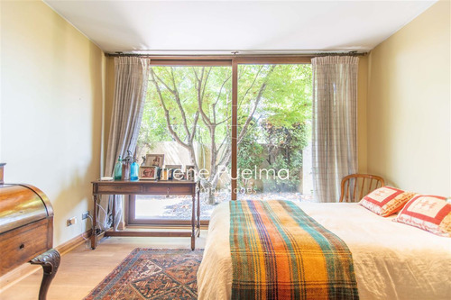Vende Excelente Casa En Sector Los Nogales En Lo Barnechea