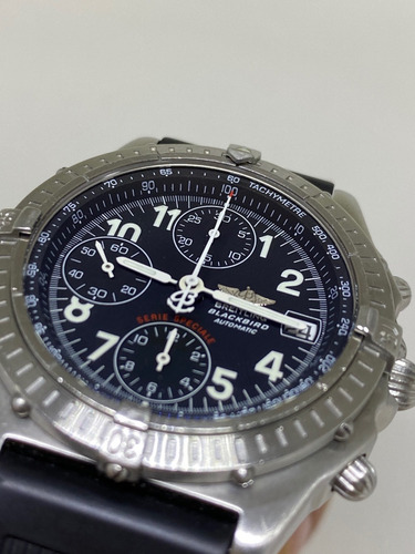 Relógio Breitling Chronomat Blackbird 40mm A13350