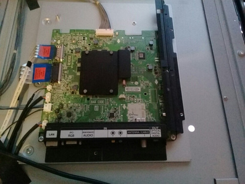 Imagen 4 de 10 de Pantalla LG Mod 60ls5750 Se Vende Completa Excepto Panel.
