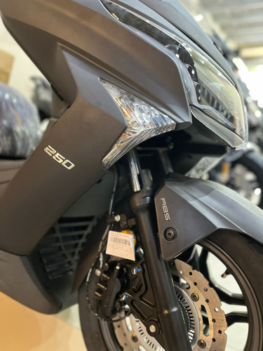X-town 250 Abs Led Maxi Scooter Kymco No Qj Voge Sym Burgman