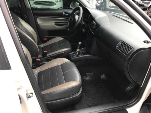 Volkswagen Golf 1.6 Mi 8v Flex 4p Manual