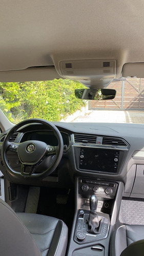 Tiguan 2.0 Tsi Allspace Highline At 7 Pax Año 2018 Blanca