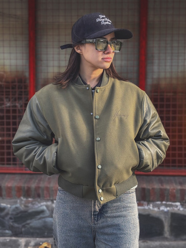 Campera Bomber Universitaria Varsity Harvey & Willy's