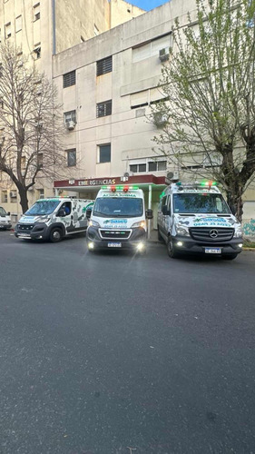 Ambulancias Boxer, Sprinter 3 U. Venta  Importante Empresa +