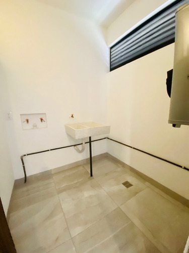 Imagen 5 de 23 de Casa Nueva Centrica En Venta En Queretaro