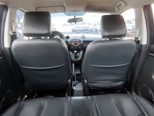 Mazda2 Hb Mecánico 1.5 2010 Kak244