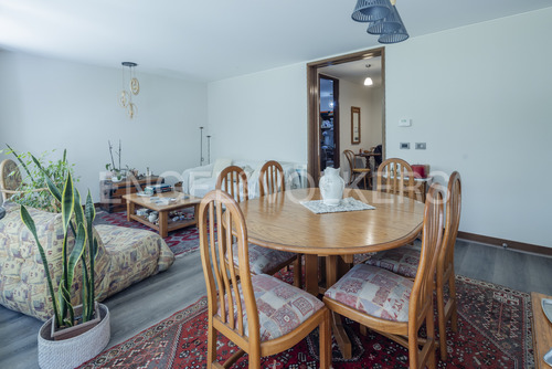 Departamento Con Gran Jardín En La Dehesa Central