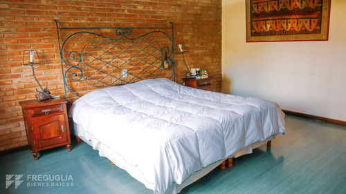 Casa En Venta De 4 Dormitorios Con Pileta En Rosario - Abasto