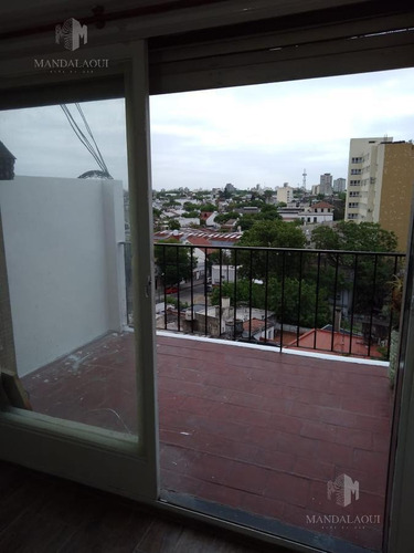 Imagen 1 de 10 de Un Ambiente Con Terraza En Floresta!