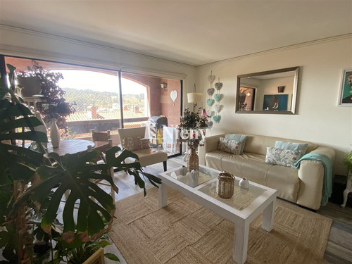 Departamento De 2 Dorm Y Otro Pequeño,jardin Del Mar. Reñaca