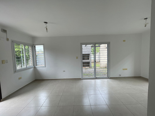Villa Allende, Bancor Certificado, Duplex En Housing , Dos Dorm Dos Baños Cochera Patio