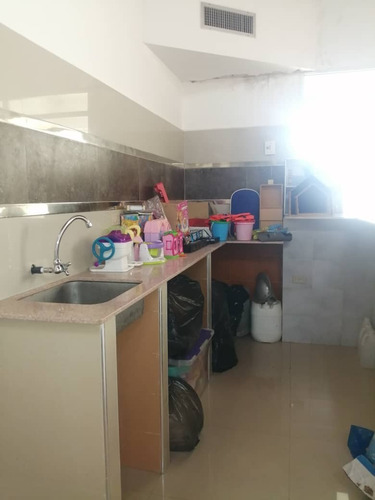 Imagen 11 de 19 de En Venta Clinica Quirurgica, Nueva Barcelona