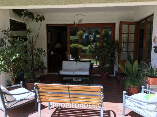 Casa En Condominio En Venta En Lo Barnechea