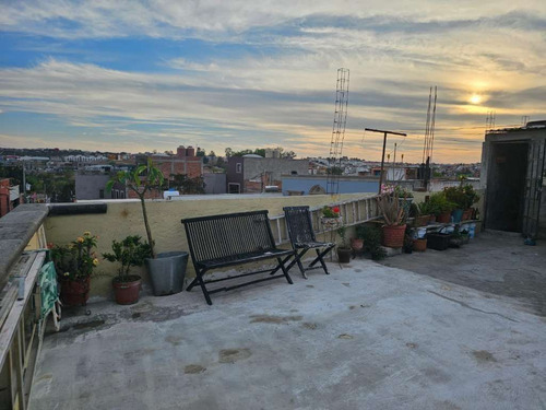 Casa Con Casita En Venta En San Miguel Vive Y Renta En Excelente Ubicación