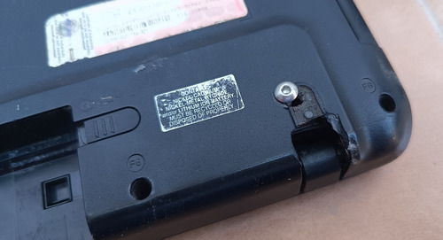 Laptop Toshiba Intel Core I3 / Para Reparar (Usado)