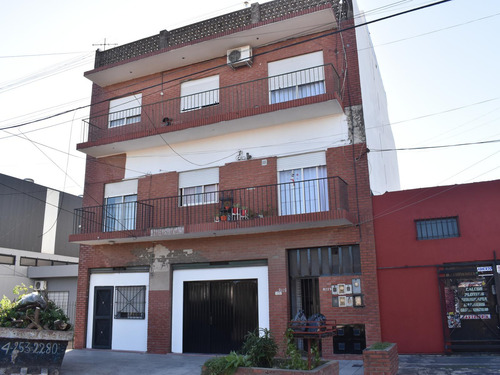 Edificio De Departamentos En Venta En Quilmes Oeste