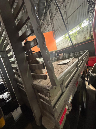 Cargo 1723 2017 Com Munck Phd 20.500 E Casa Suplementar