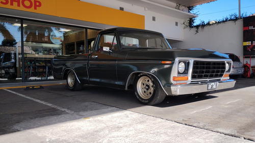 Ford F-100 4.2 V8