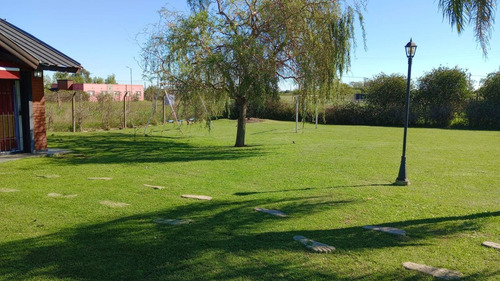 Casa 5 Ambientes Permuta Pileta Quincho Parrilla