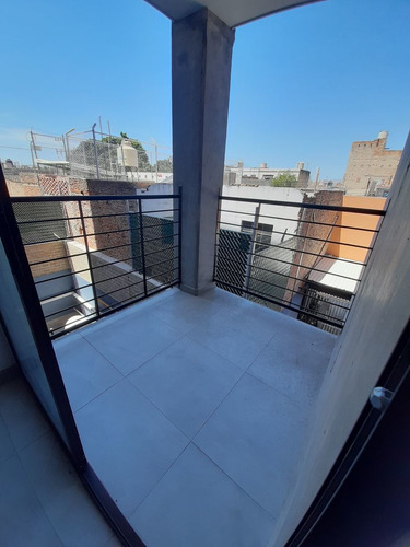 Excelente Departamento En Venta Planta Baja Sobre Av Tolsa E
