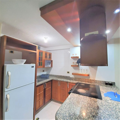 Apartamento Vacacional En Isla Margarita Con Terraza De Planta Baja En Playa El Angel
