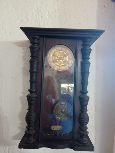 Antiguo Reloj De Pared, Perfecto Funcionamiento.