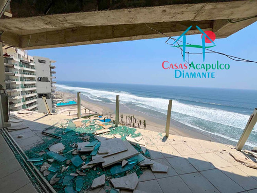 Cad Las Olas B14. Departamento De Playa En Oportunidad Por Otis. Terraza Con Vista Al Mar