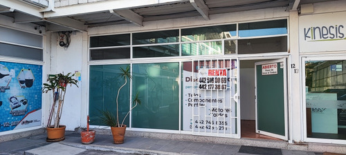 Local Comercial En Venta ,75m2, Plaza Korfu