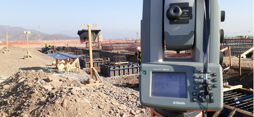 Imagen 3 de 10 de Estación Total Topografía Servicios Medición Alquiler - Gps
