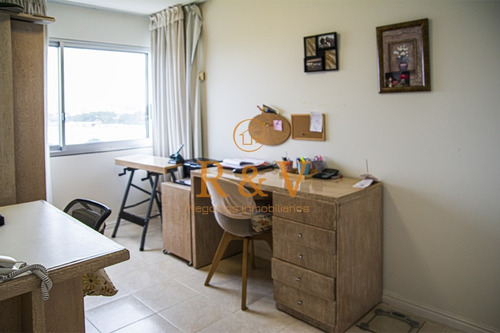 Imagen 12 de 20 de Hermoso Departamento En Venta.