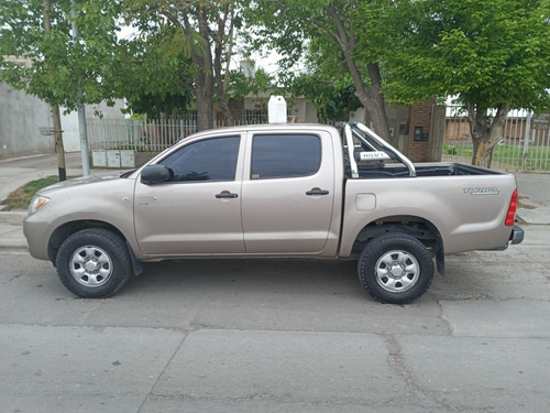 Imagen 6 de 10 de Toyota Hilux 2.5 D/c Dx 4x2