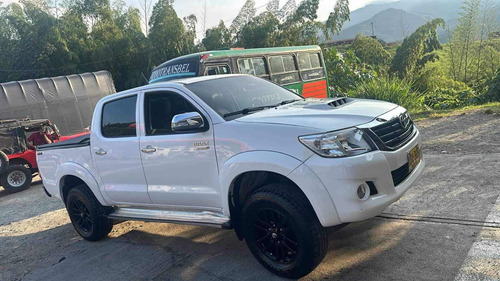 Toyota Hilux 3.0 Srv 163 hp