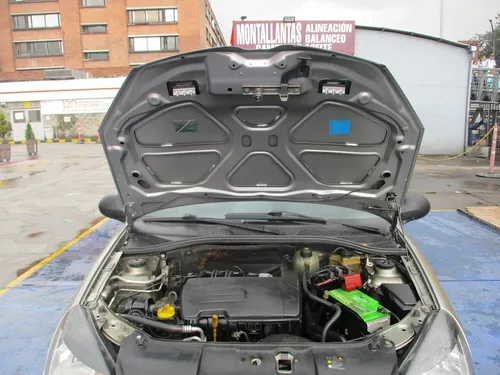 Renault Clio Style 1200cc Mt Aa
