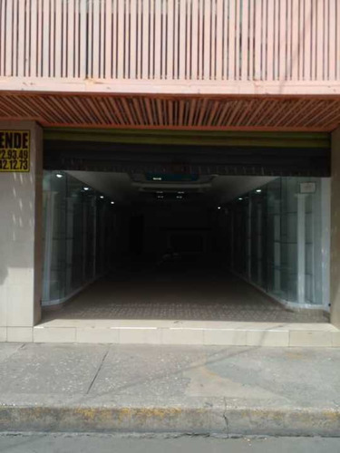 Imagen 2 de 4 de Local Comercial Centro De Puerto Cabello Ideal Para Zapatería