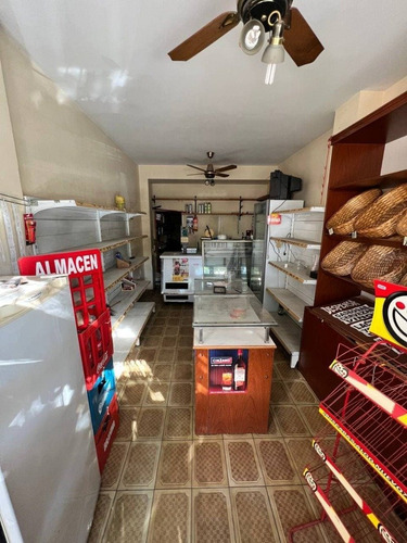 Local Comercial En Patricios 54
