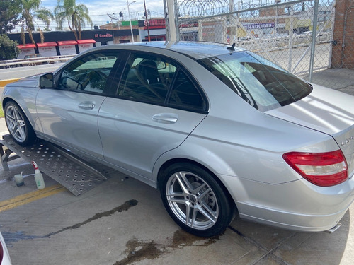 Imagen 7 de 15 de Mercedes Benz C 280 2009