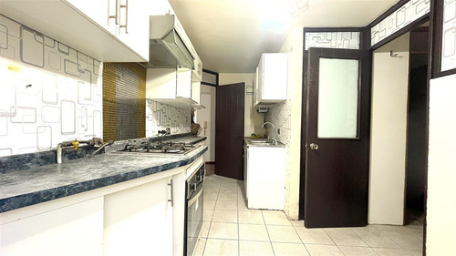 Departamento En Venta De 3 Dorm. 2 Baños En Ñuñoa