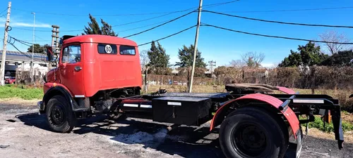 Vendo Mercedes Benz 1114 Turbo Mod 78