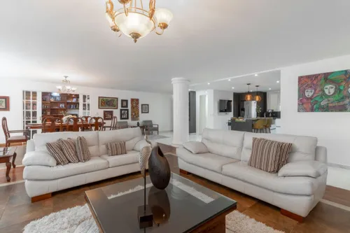 Apartamento En Venta En El Chicó. Cod V6217