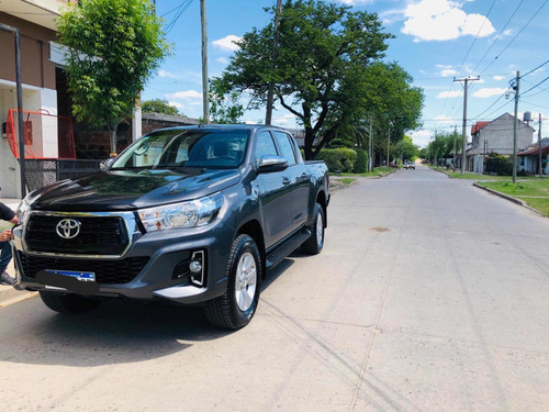 Toyota Hilux 2.8 Cd Srv 177cv 4x2 2019