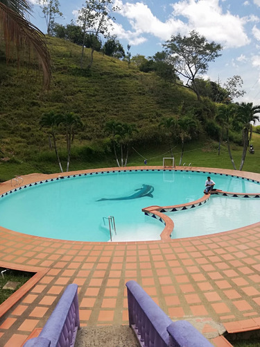 Finca De Recreo Para Fines De Semana En Barbosa