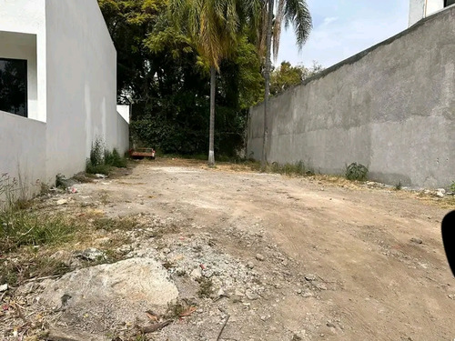 Lote Residencial En Fraccionamiento Vigilancia Zona Plaza Cu