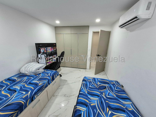 Maravilloso Y Completamente Remodelado Apartamento En Venta Con Inmejorable Ubicación Colinas De La Tahona