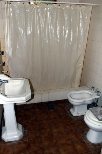 Imagen 9 de 17 de Oportunidad En Block! Lote Libre. Ideal Dos Familias!