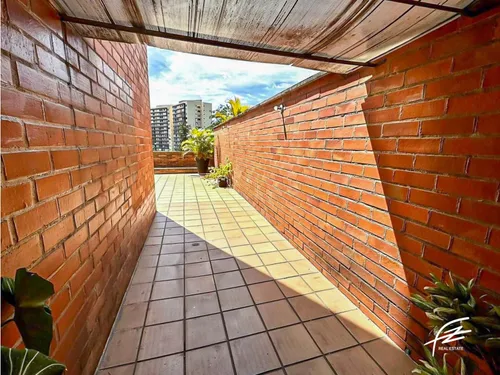 Apartamento En Venta En Los Balsos, Medellín