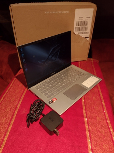 Asus Vivobook 14 Pantalla Nano Edge Ryzen5 Radeon 8+256 Dds (Usado)