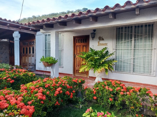 Casa Amoblada En Venta Urb. Curacho Carúpano Sucre Venezuela