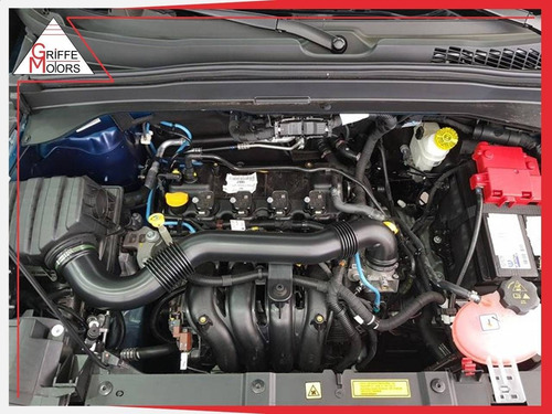 Imagem 8 de 10 de Jeep Renegade 1.8 16v Flex Longitude 4p Automático